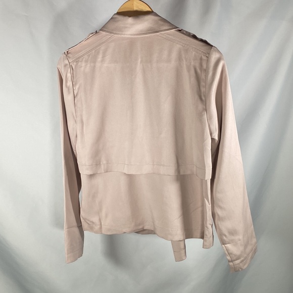 BB Dakota - Picture 3 of 5